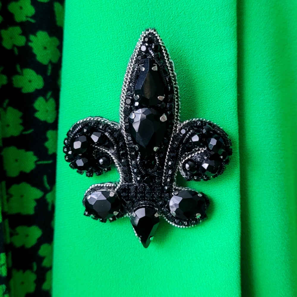 NEW Handmade brooch Fleur-de-lis